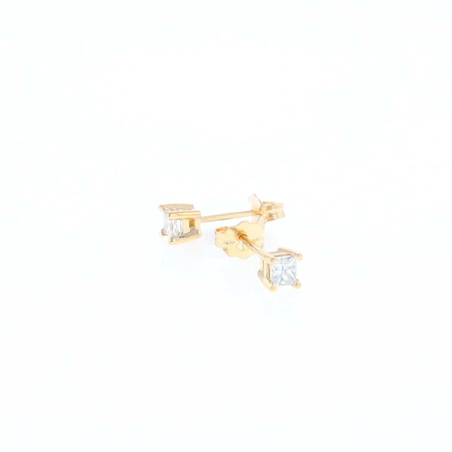 0.38ctw Diamond Stud Earrings