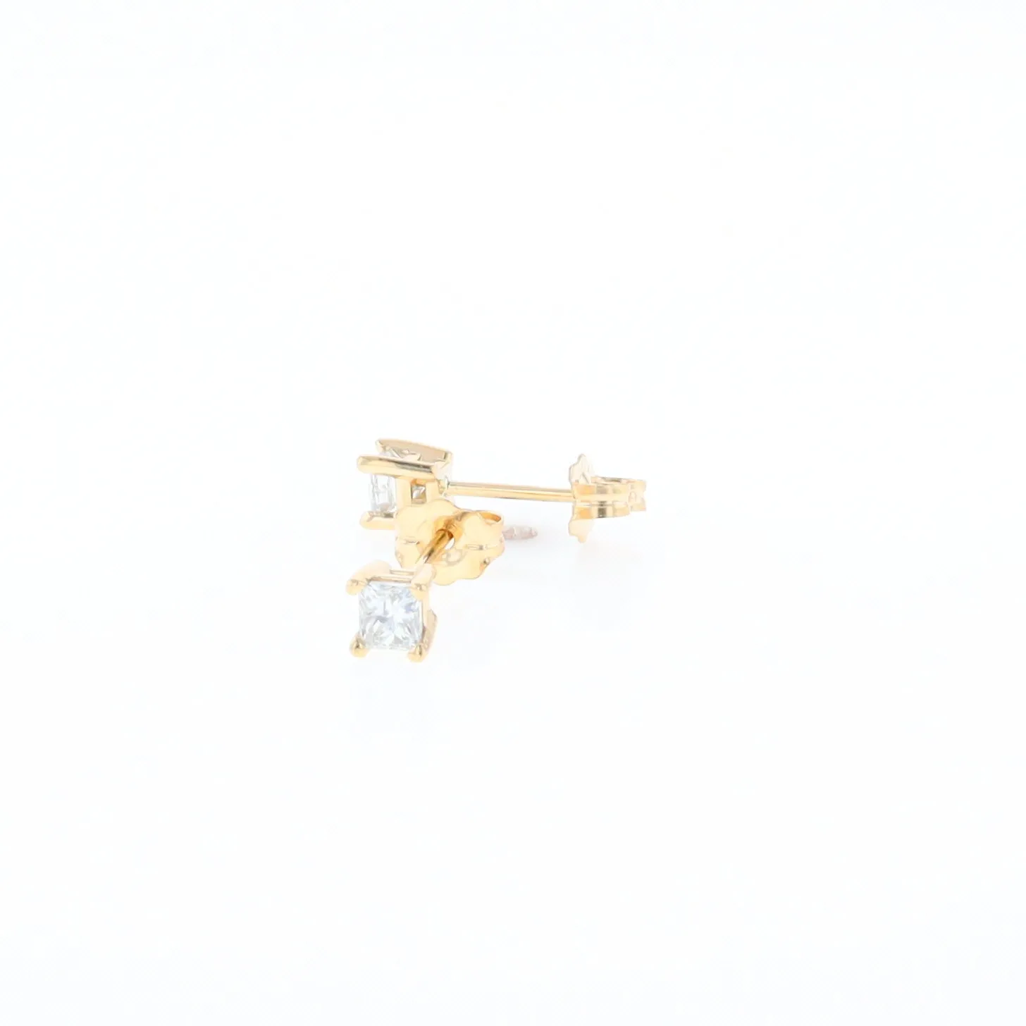 0.38ctw Diamond Stud Earrings