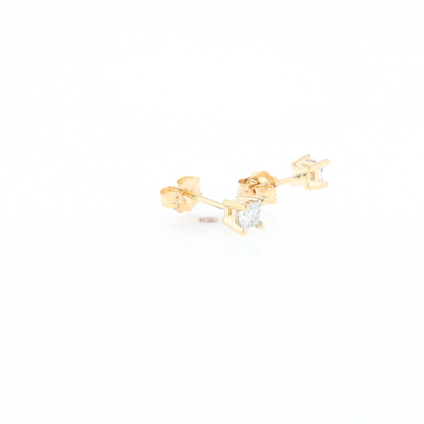 0.38ctw Diamond Stud Earrings