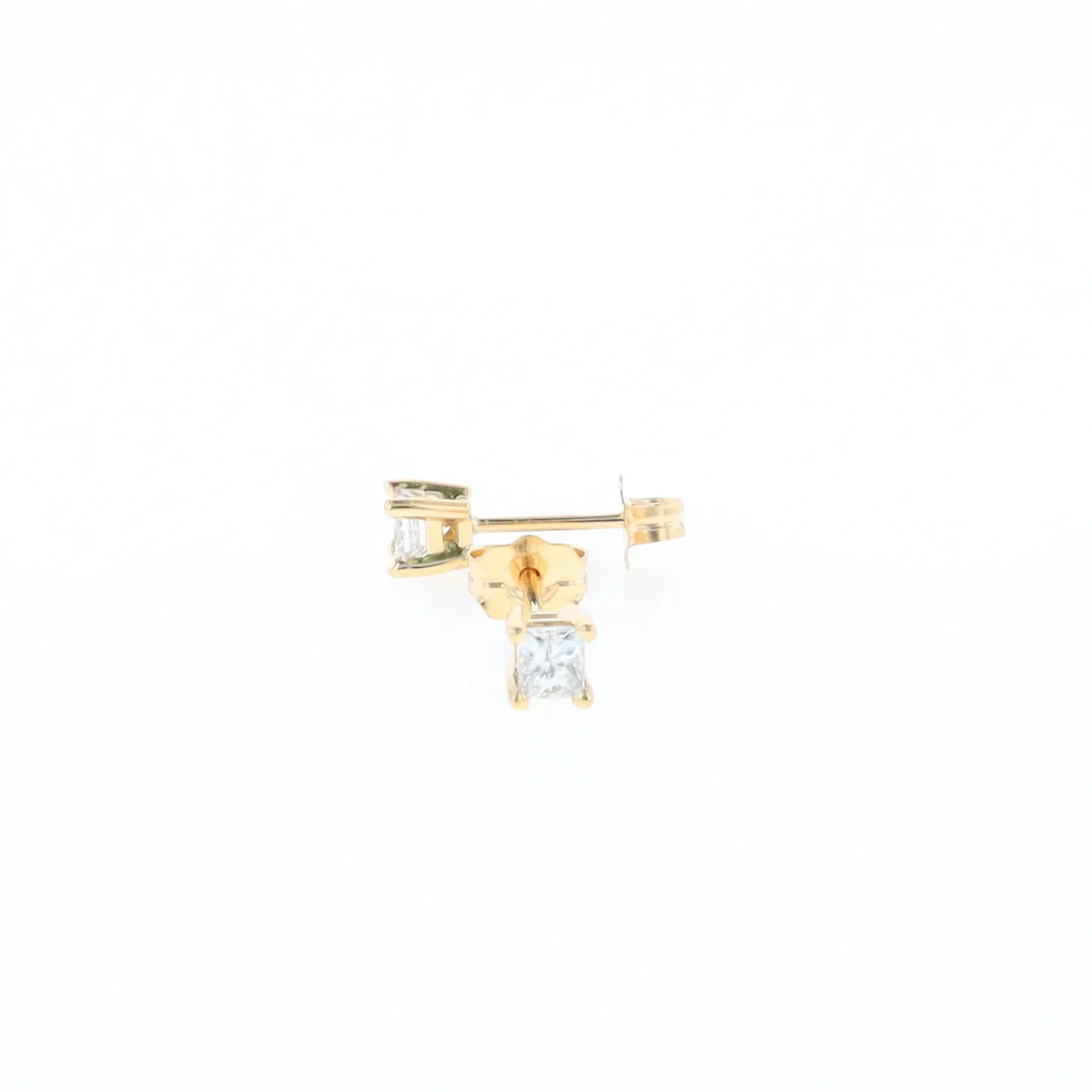 0.38ctw Diamond Stud Earrings