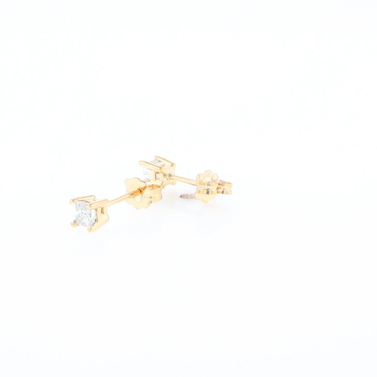 0.38ctw Diamond Stud Earrings