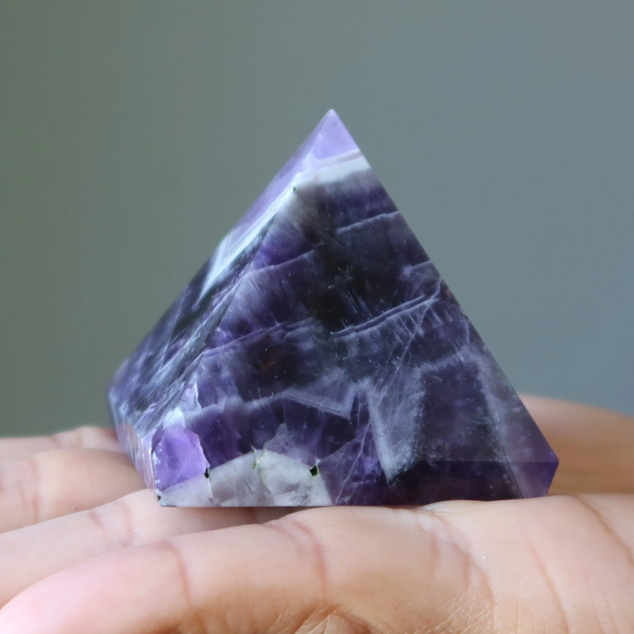 Amethyst Pyramid Power Purple Chevron