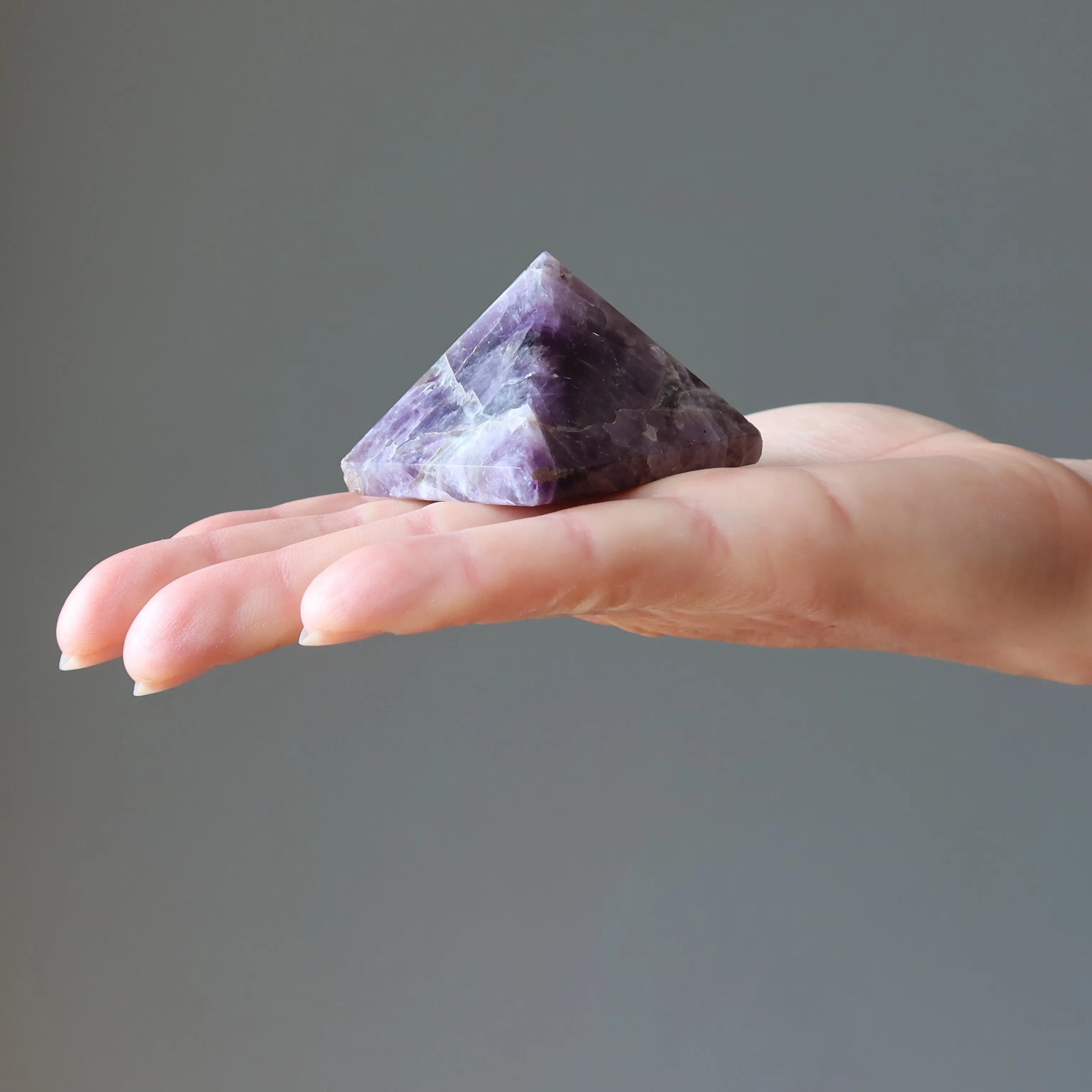 Amethyst Pyramid Power Purple Chevron