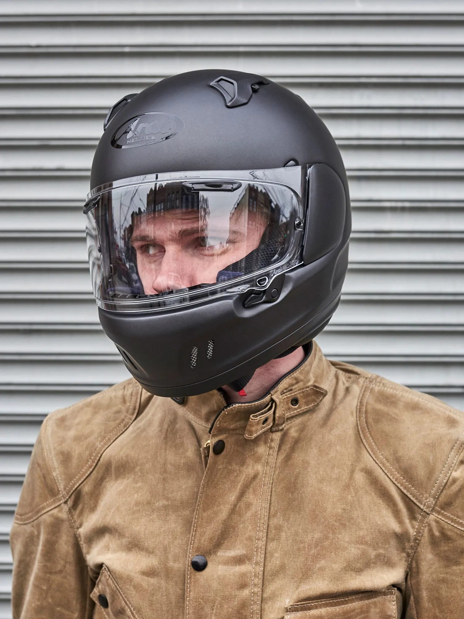 Arai Defiant-X Helmet