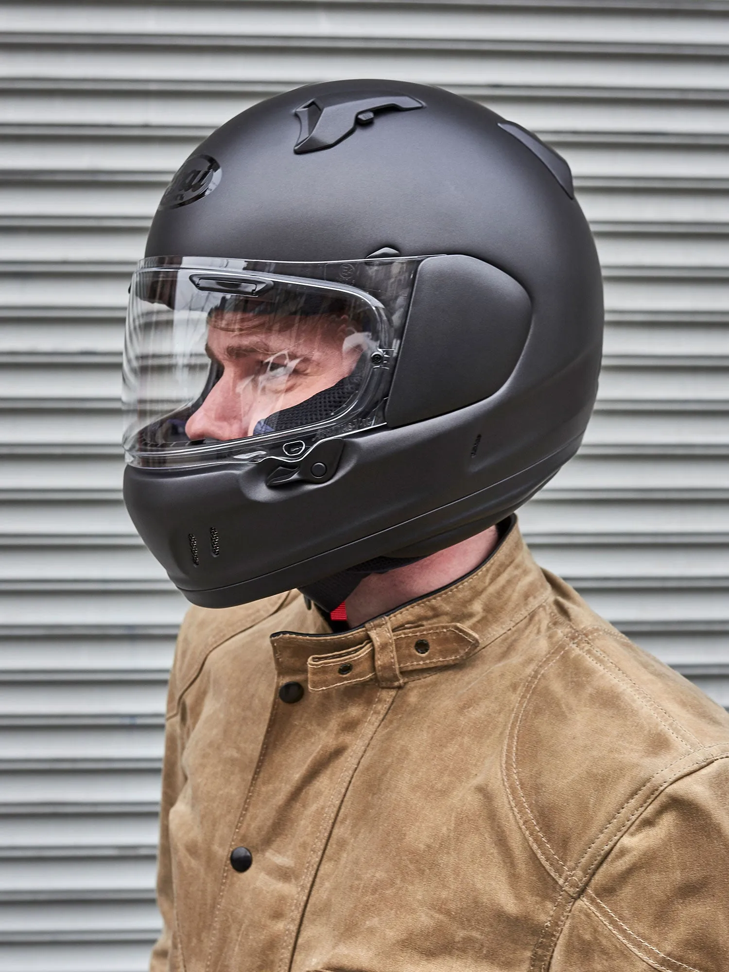 Arai Defiant-X Helmet