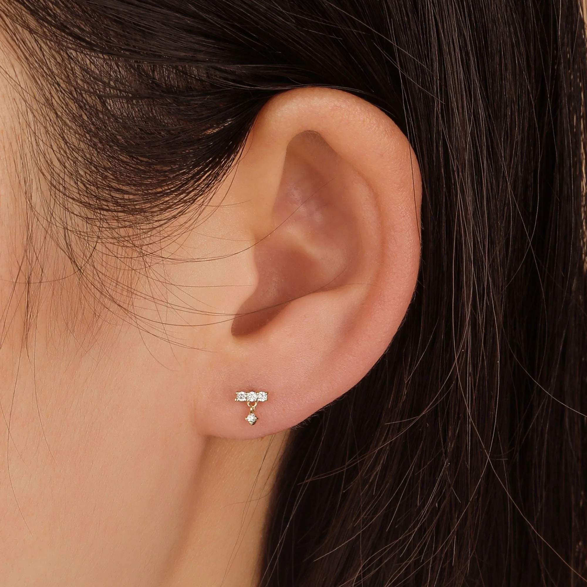 DIANA | Dangling Diamond Studs