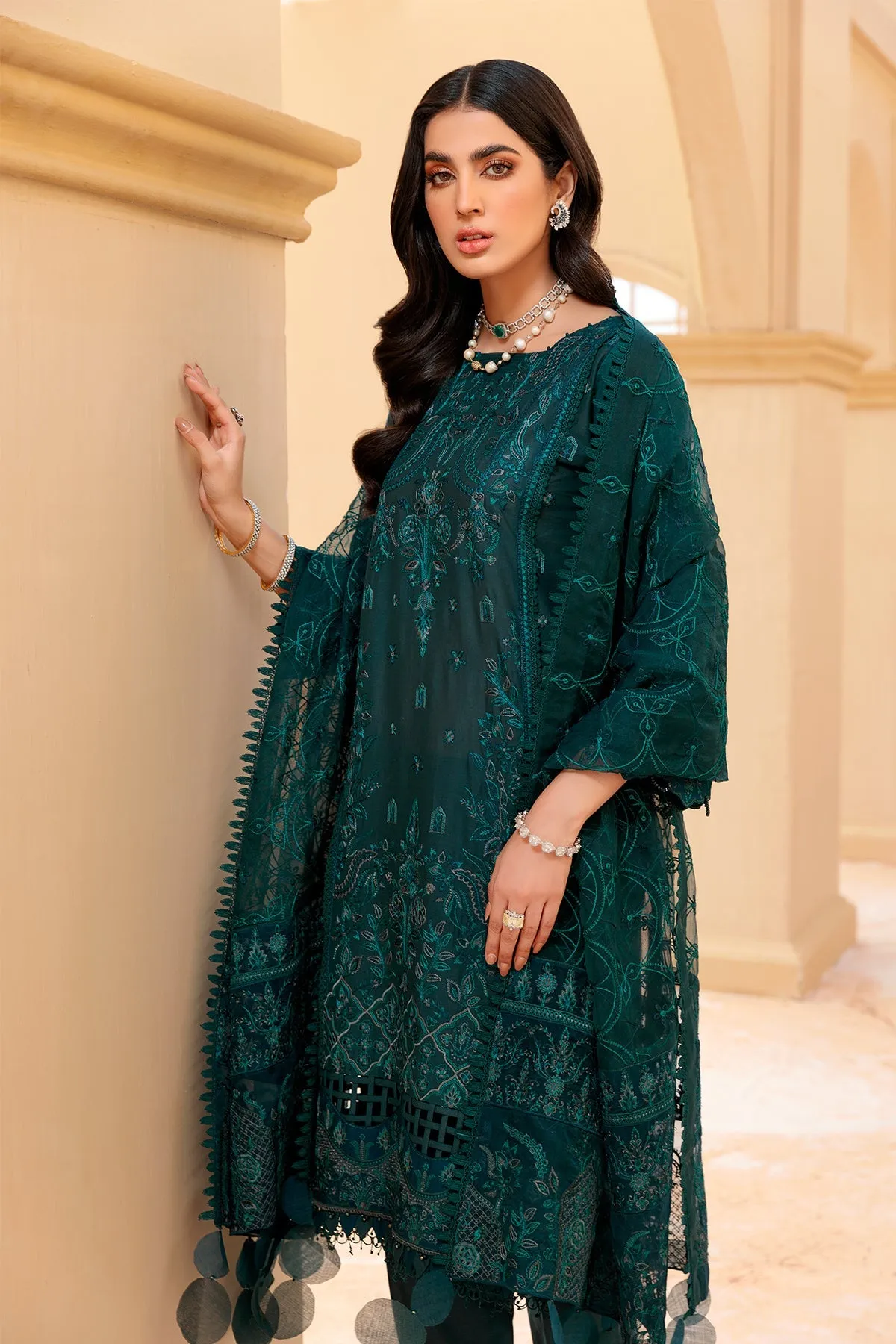 Farasha Festive Lawn Collection 2022 – MOONSTONE