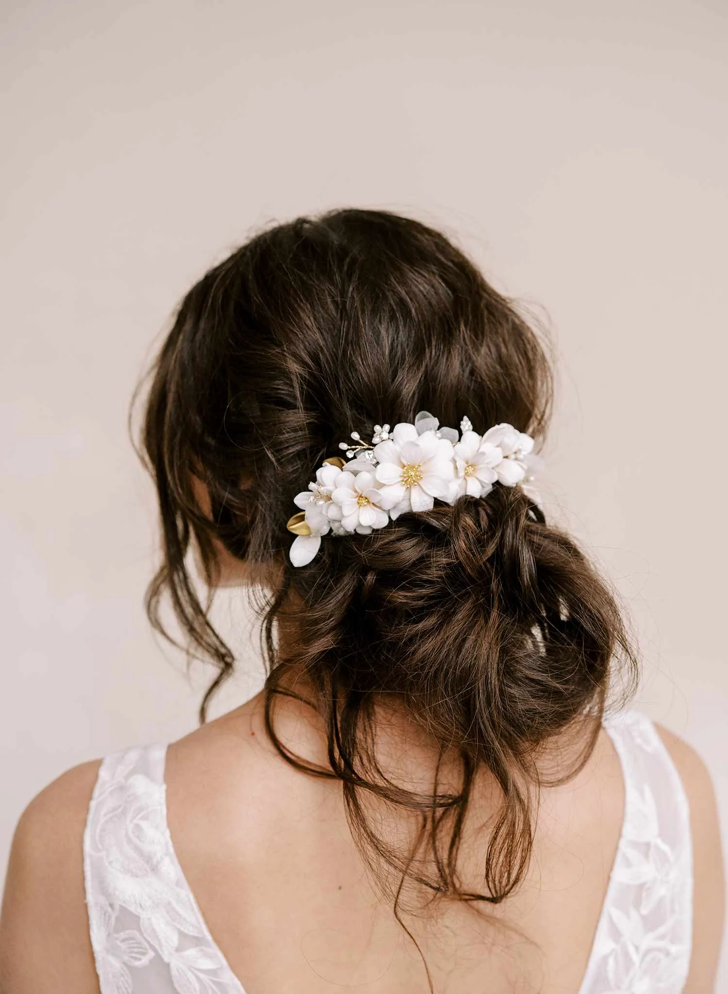 Flowering magnolia bridal hair comb - Style #2332