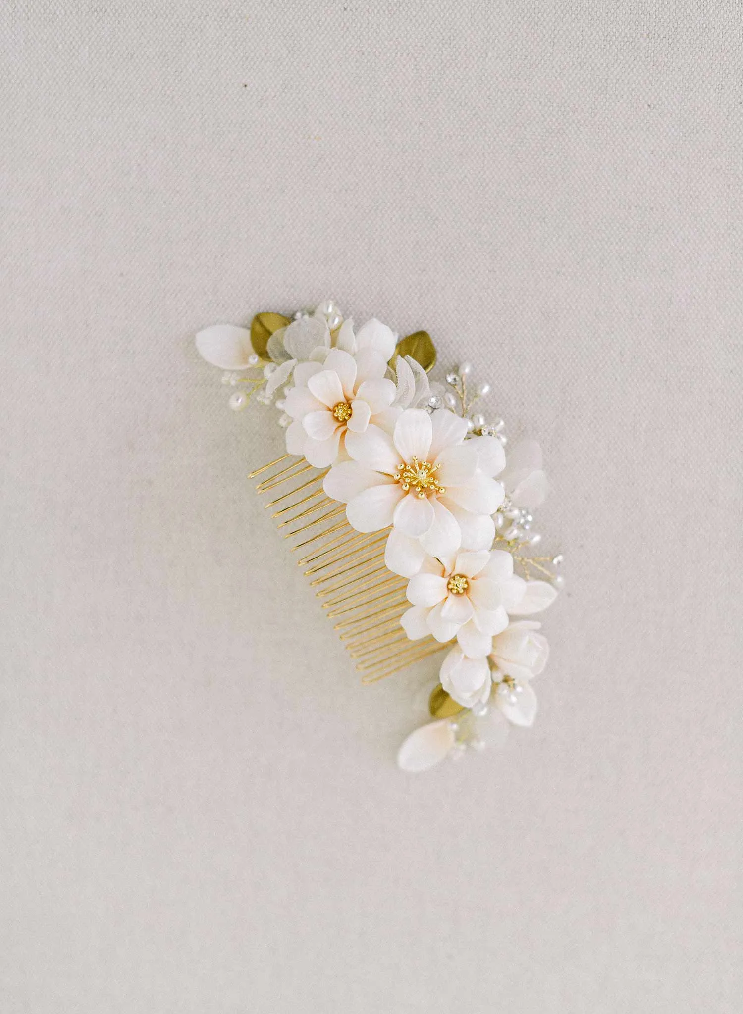 Flowering magnolia bridal hair comb - Style #2332