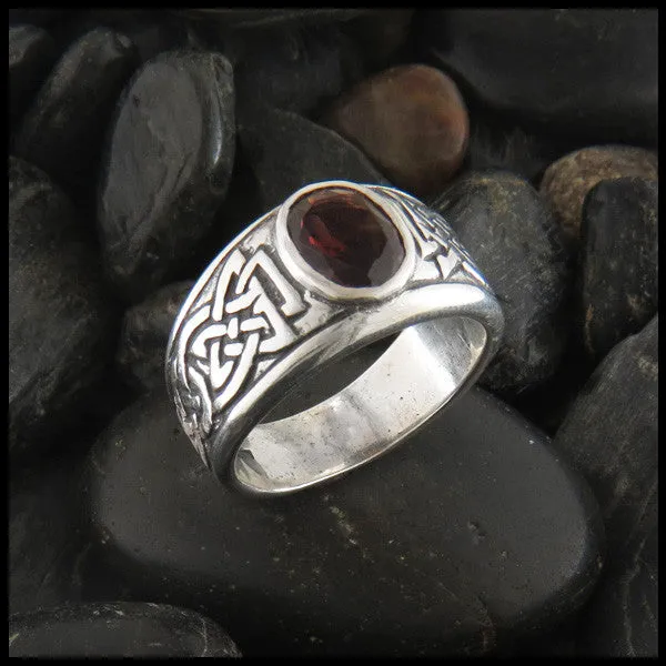 Galoglach Ring with Gemstones in Silver