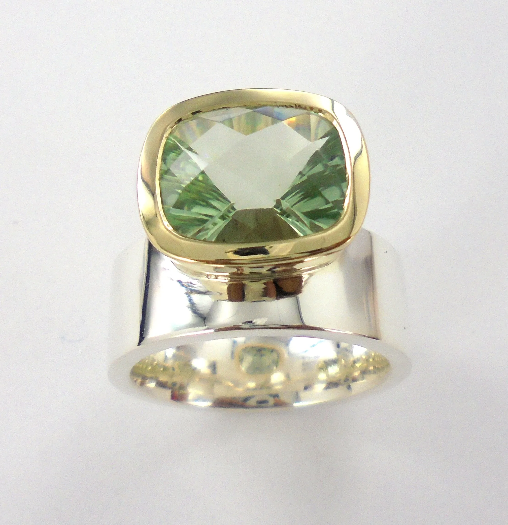 Green Amethyst Offset Ring in 2tone Ai288