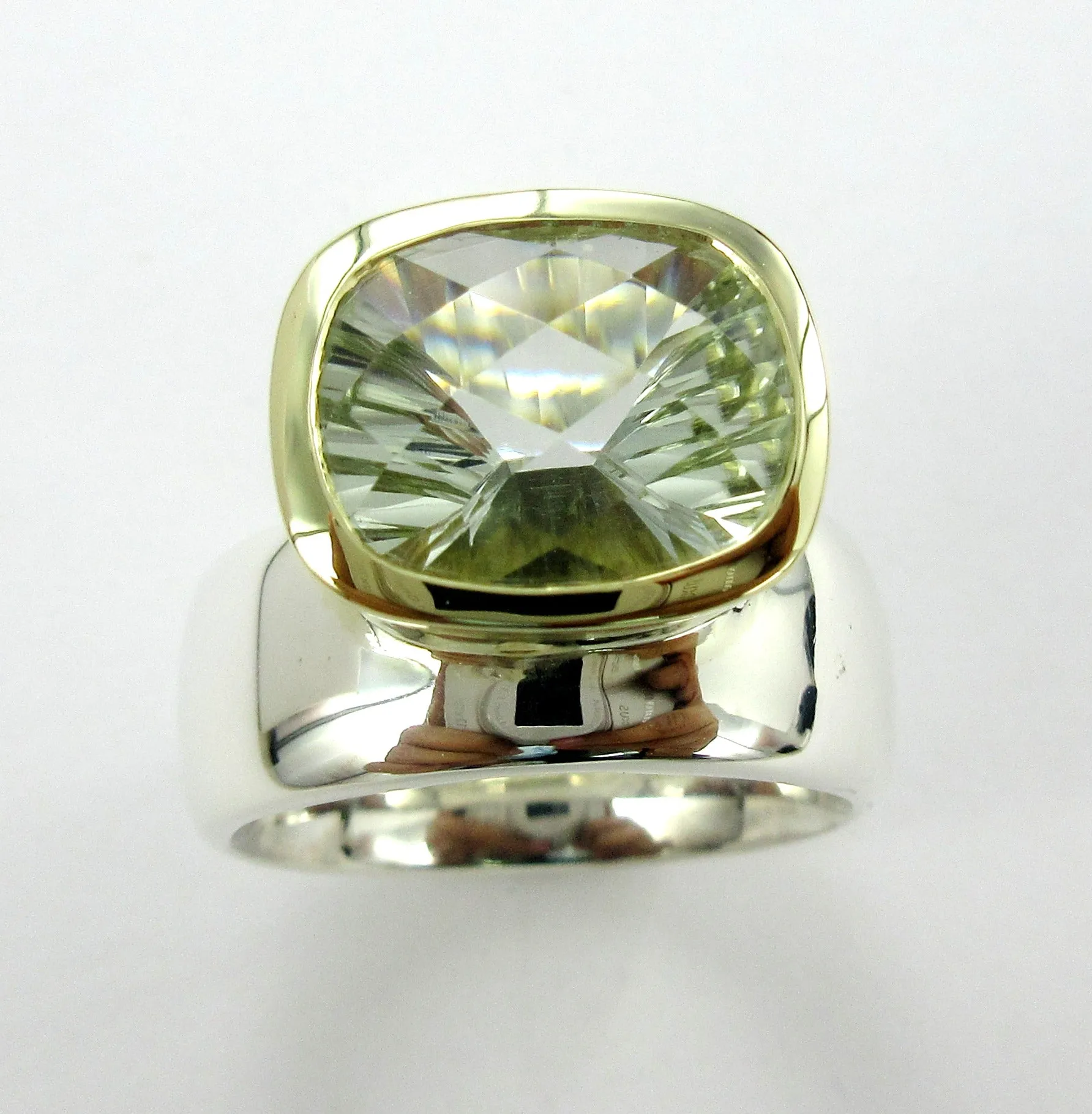 Green Amethyst Offset Ring in 2tone Ai288