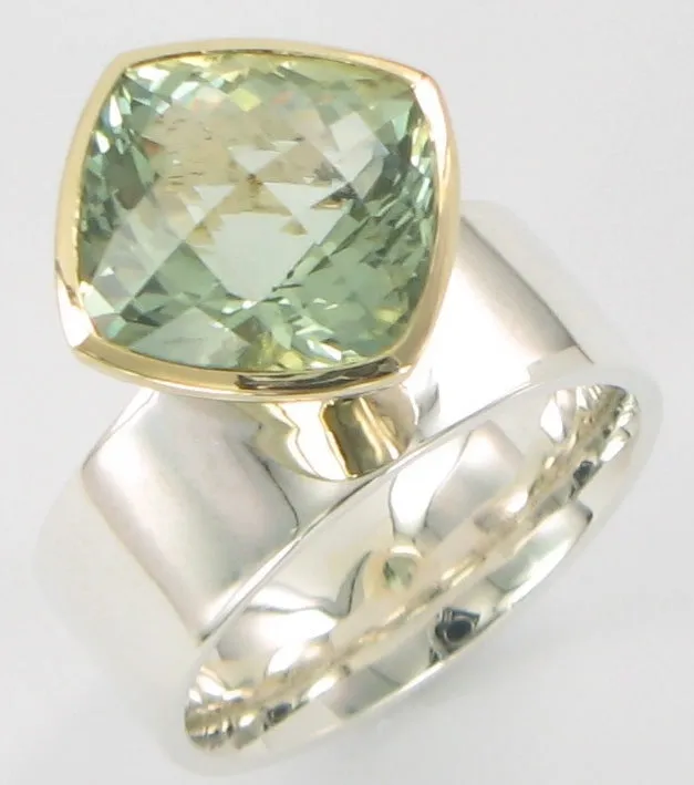 Green Amethyst Offset Ring in 2tone Ai288