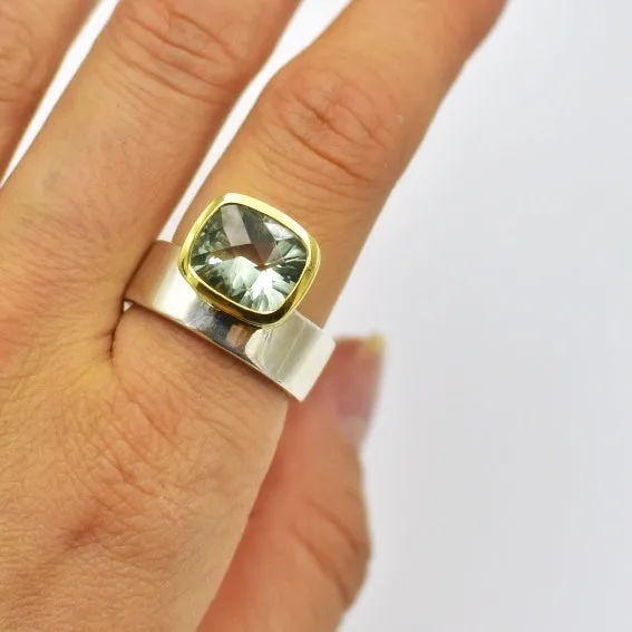 Green Amethyst Offset Ring in 2tone Ai288