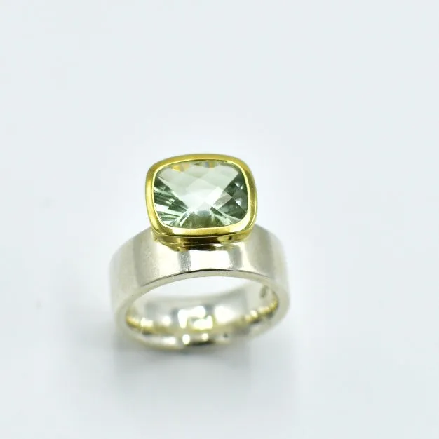 Green Amethyst Offset Ring in 2tone Ai288