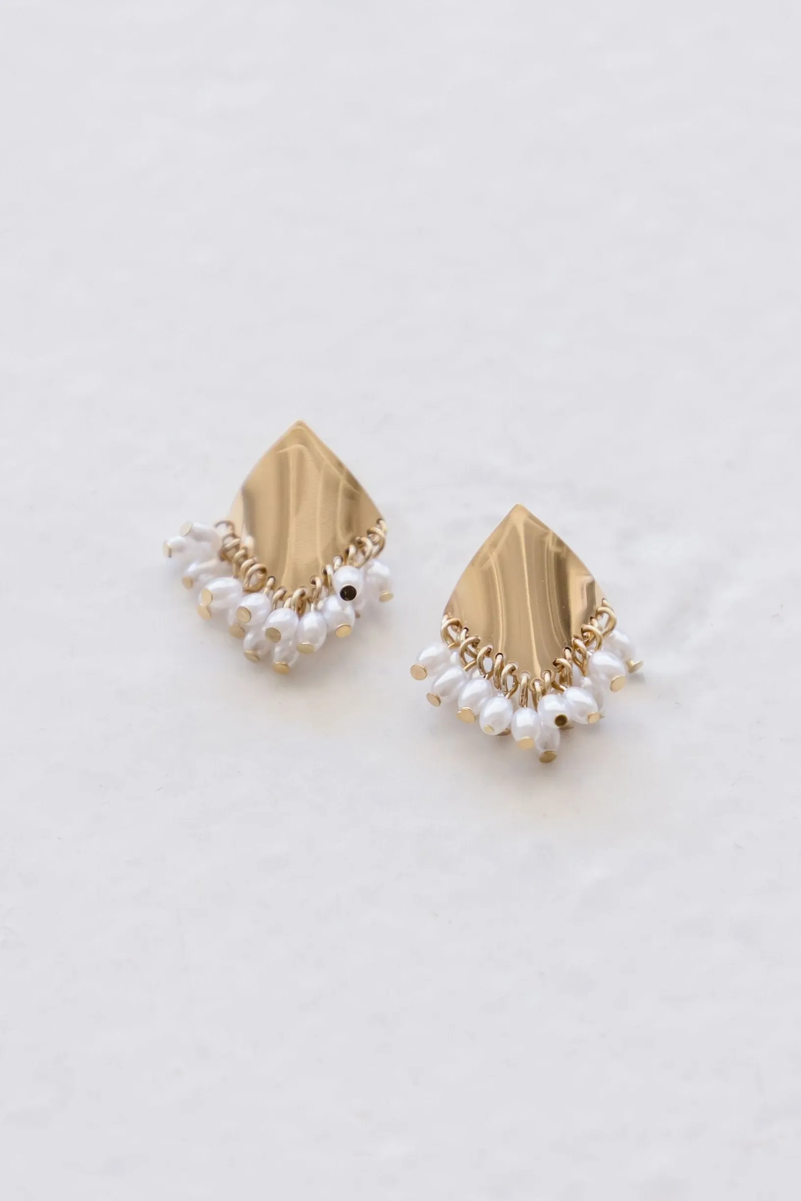 Joss Diamond Shape Pearl Drop Earrings Gold