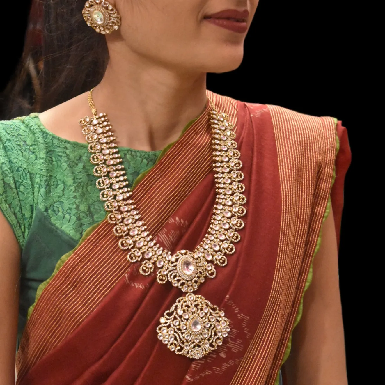 "Radiant Elegance: The Asp Fashion Kundan Long Necklace Set"